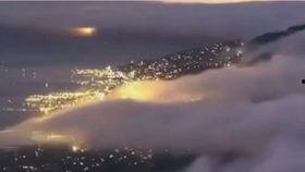 星球坠落视频,惊心动魄！星球坠落瞬间震撼画面揭秘